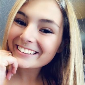 Meet your Posher, Bayli